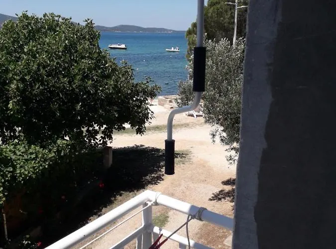 Appartamento Crancina Sveti Filip i Jakov